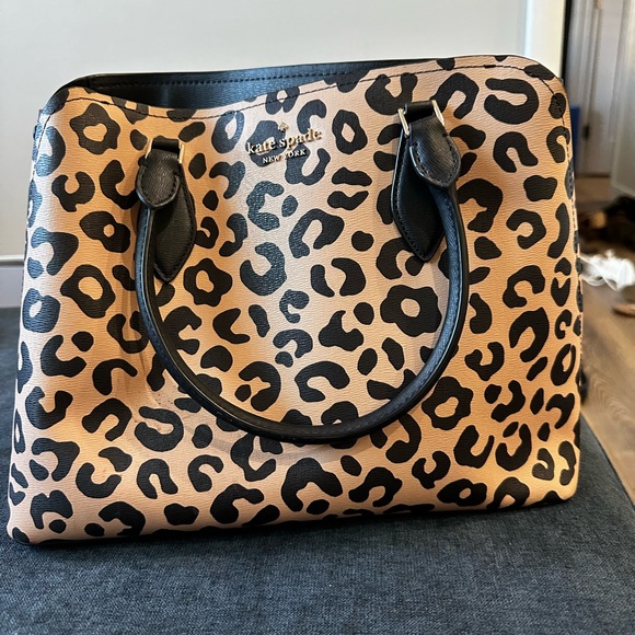 Kate Spade “Daisy” Leopard print shoulder bag - Picture 6 of 6